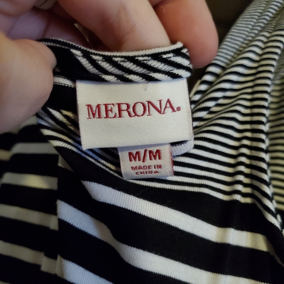 Maxi dress - Picture 2 of 3